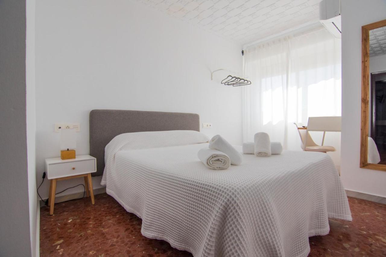 Hostal Hs Puerto Lumbreras بويرتو لوبريراس المظهر الخارجي الصورة