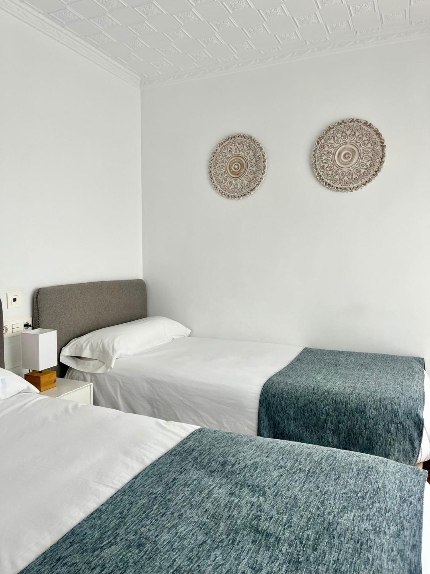 Hostal Hs Puerto Lumbreras بويرتو لوبريراس المظهر الخارجي الصورة