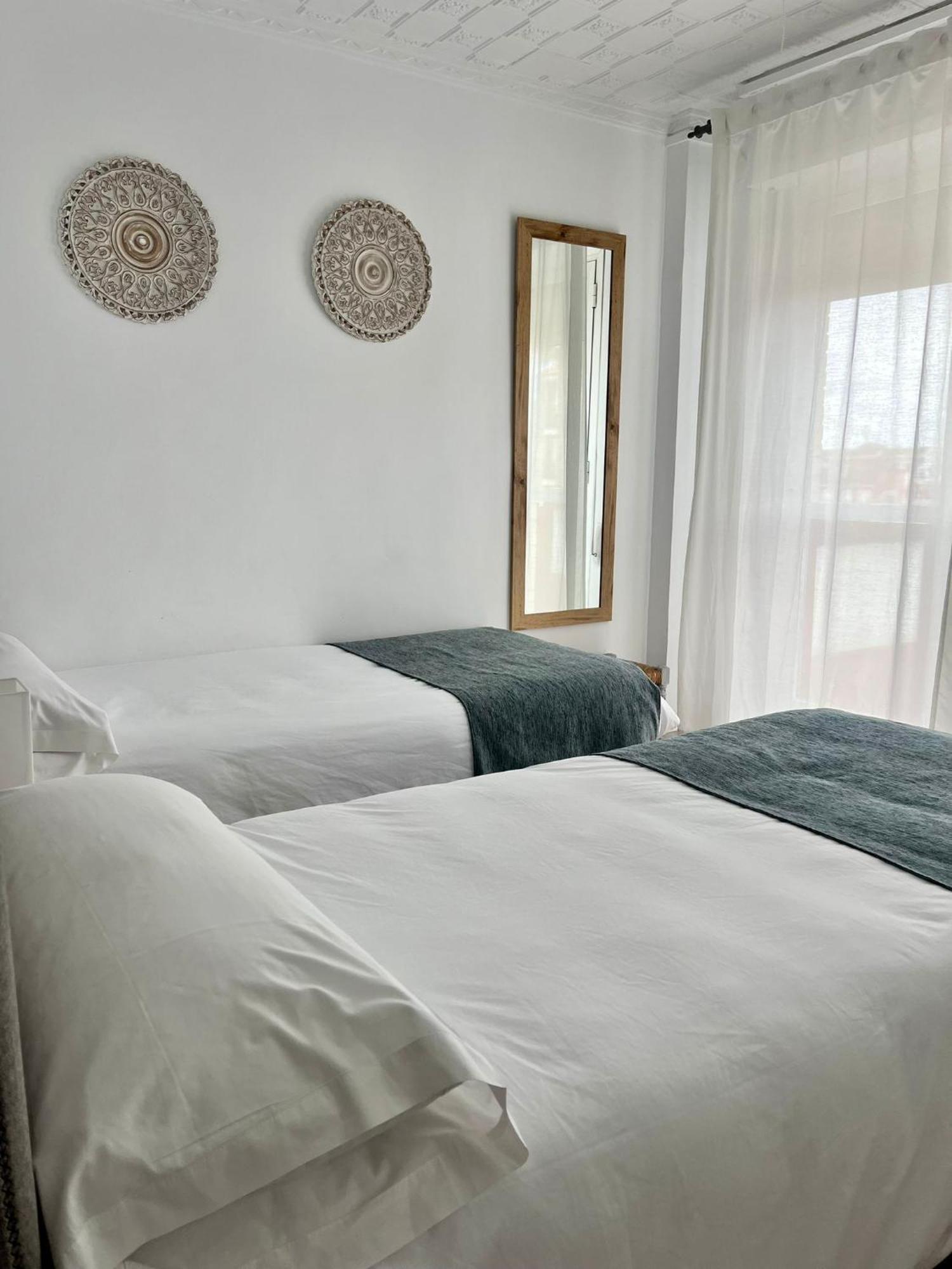 Hostal Hs Puerto Lumbreras بويرتو لوبريراس المظهر الخارجي الصورة